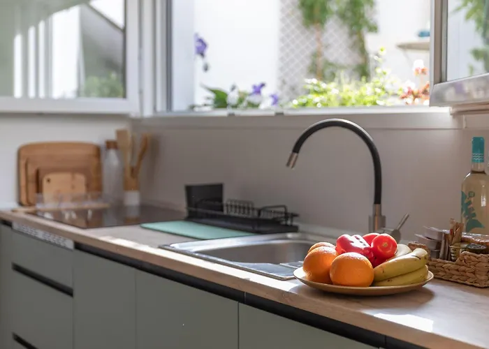 Casa Lima - Spacious Souterrain Close To The Apartman